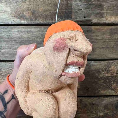 Badebombe Johannes, skulptur tak ca 22 cm
