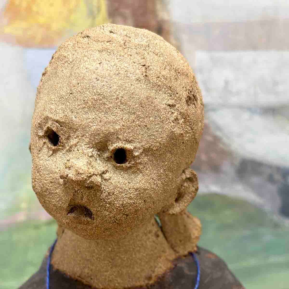 Ei lita frøken, skulptur 27 cm høy (no.06)