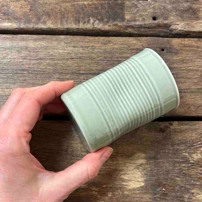 Dårlig dag, krus porselen 10 cm (lys yade)